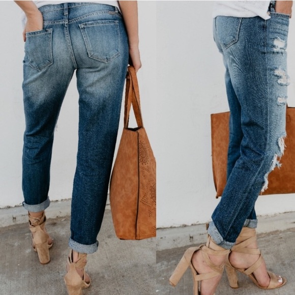 LAST ONE!🌟HOST PICK🌟Destroyed boyfriend jeans - Picture 3 of 8